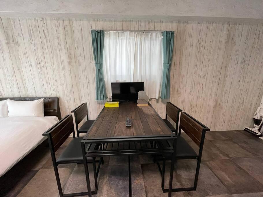Wolf Pack Apartment 33 โอซาก้า ภายนอก รูปภาพ