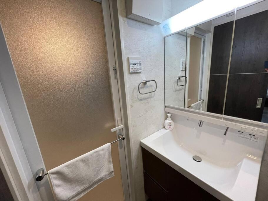 Wolf Pack Apartment 33 โอซาก้า ภายนอก รูปภาพ